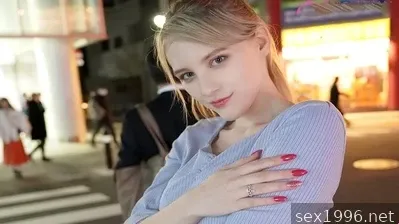 Melody Hina Marks bedankt sich bei ihren Fans
