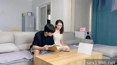 Goffaggine con la cognata mentre il fratello è assente....